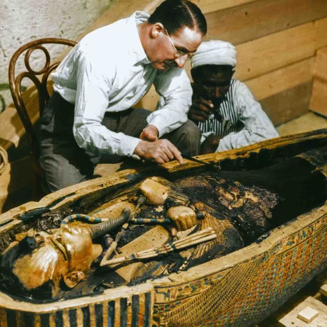 Tutankamon u boji